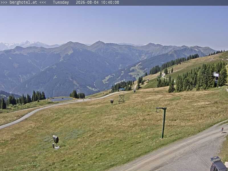 Archiv Foto Webcam Saalbach Hinterglemm - Berghotel Seidl-Alm