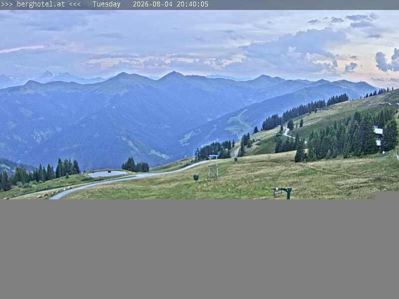 Archiv Foto Webcam Saalbach Hinterglemm - Berghotel Seidl-Alm