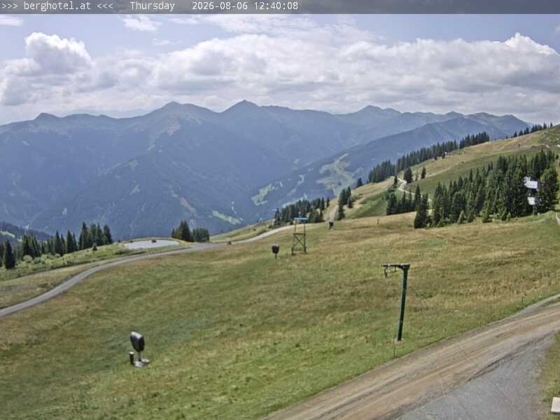 Archiv Foto Webcam Saalbach Hinterglemm - Berghotel Seidl-Alm