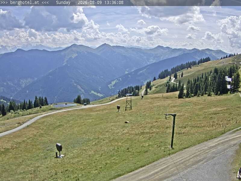 Archiv Foto Webcam Saalbach Hinterglemm - Berghotel Seidl-Alm