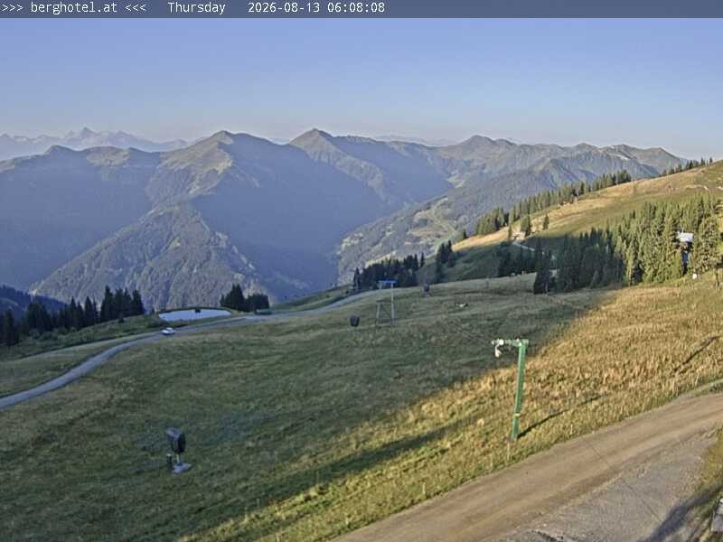 Archived image Webcam Saalbach - View from Seidl Alm