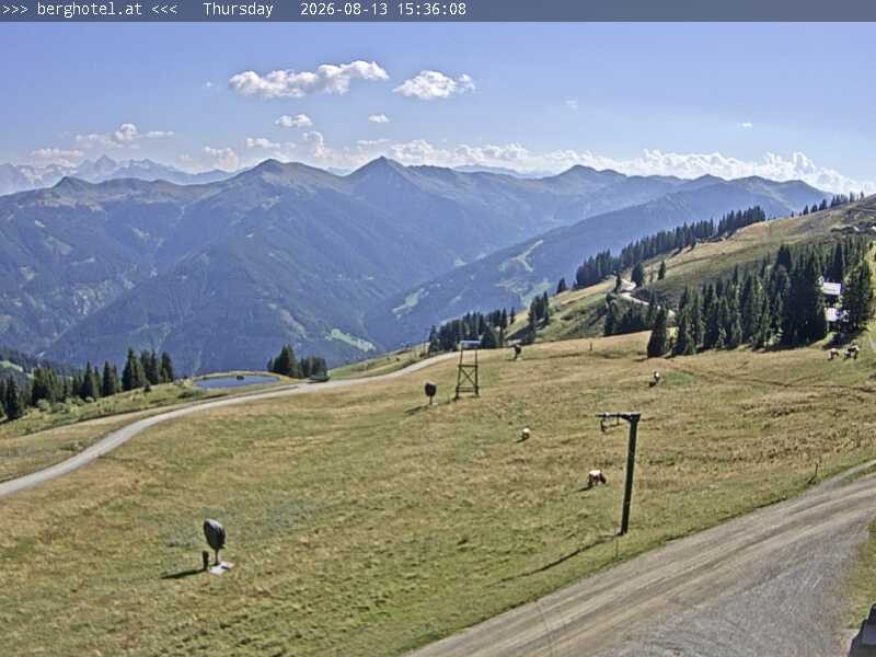 Archived image Webcam Saalbach - View from Seidl Alm