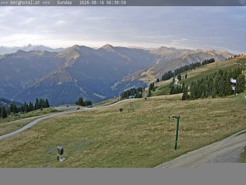 Archiv Foto Webcam Saalbach Hinterglemm - Berghotel Seidl-Alm