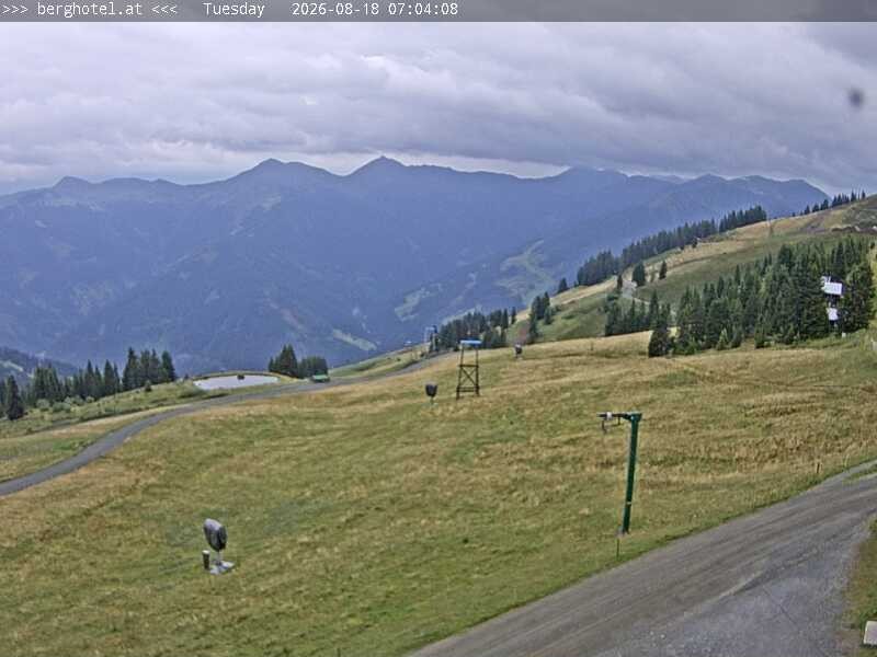 Archiv Foto Webcam Saalbach Hinterglemm - Berghotel Seidl-Alm