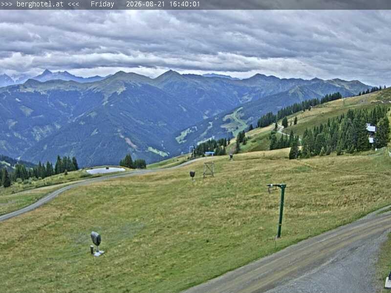 Archiv Foto Webcam Saalbach Hinterglemm - Berghotel Seidl-Alm