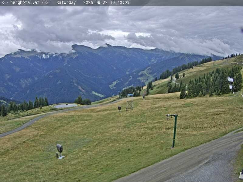 Archived image Webcam Saalbach - View from Seidl Alm