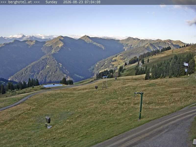 Archiv Foto Webcam Saalbach Hinterglemm - Berghotel Seidl-Alm