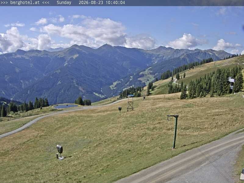 Archiv Foto Webcam Saalbach Hinterglemm - Berghotel Seidl-Alm