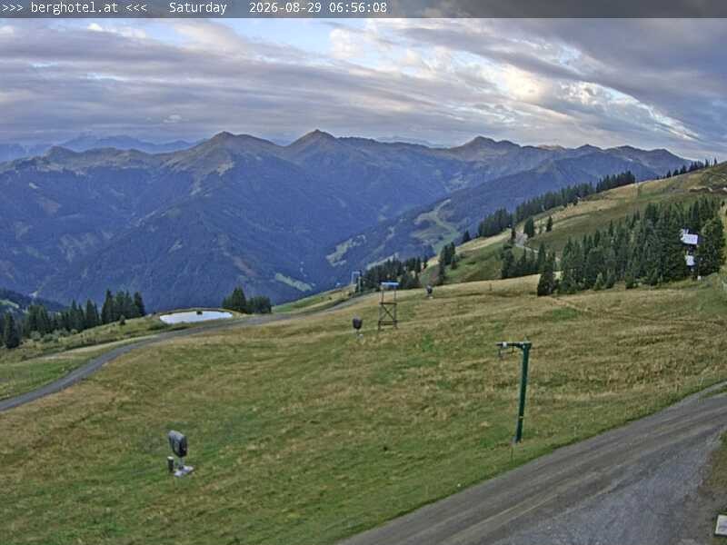 Archiv Foto Webcam Saalbach Hinterglemm - Berghotel Seidl-Alm