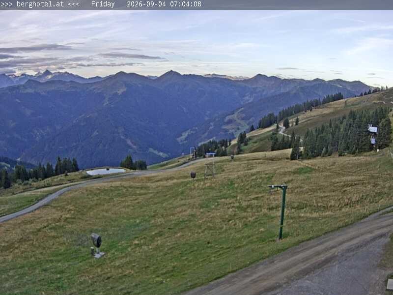 Archived image Webcam Saalbach - View from Seidl Alm
