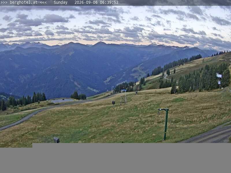 Archiv Foto Webcam Saalbach Hinterglemm - Berghotel Seidl-Alm