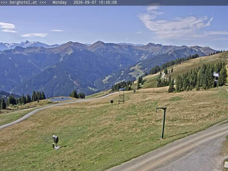 Archiv Foto Webcam Saalbach Hinterglemm - Berghotel Seidl-Alm