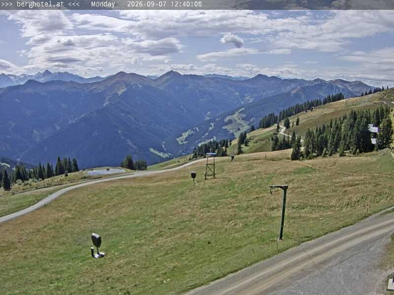 Archiv Foto Webcam Saalbach Hinterglemm - Berghotel Seidl-Alm