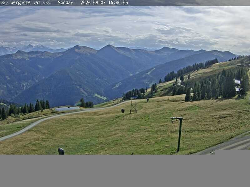 Archiv Foto Webcam Saalbach Hinterglemm - Berghotel Seidl-Alm