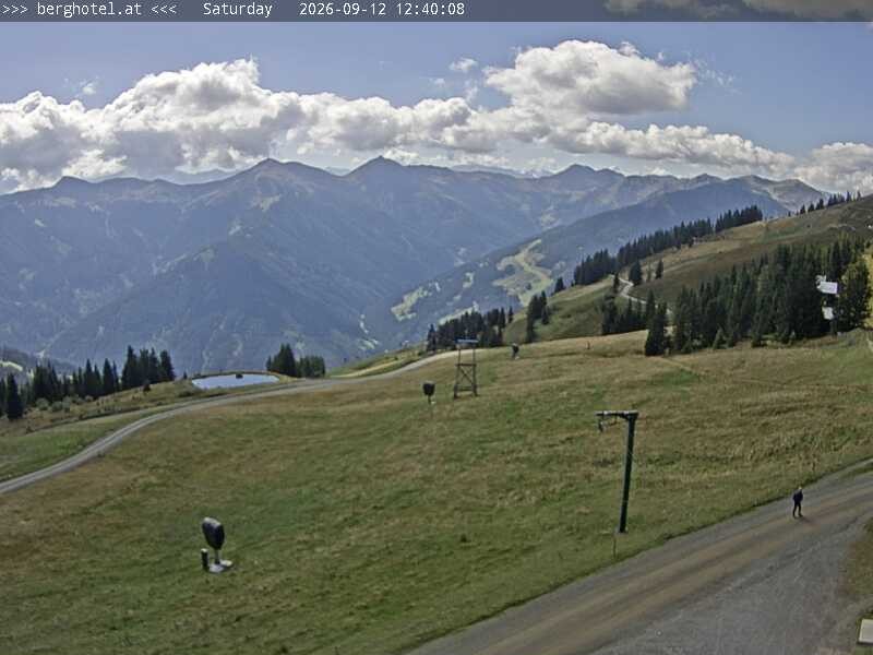 Archiv Foto Webcam Saalbach Hinterglemm - Berghotel Seidl-Alm