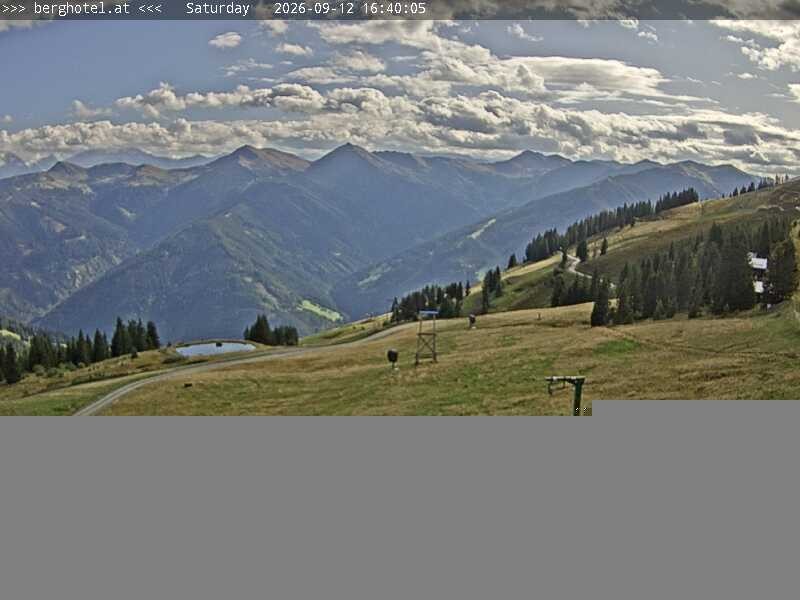 Archiv Foto Webcam Saalbach Hinterglemm - Berghotel Seidl-Alm