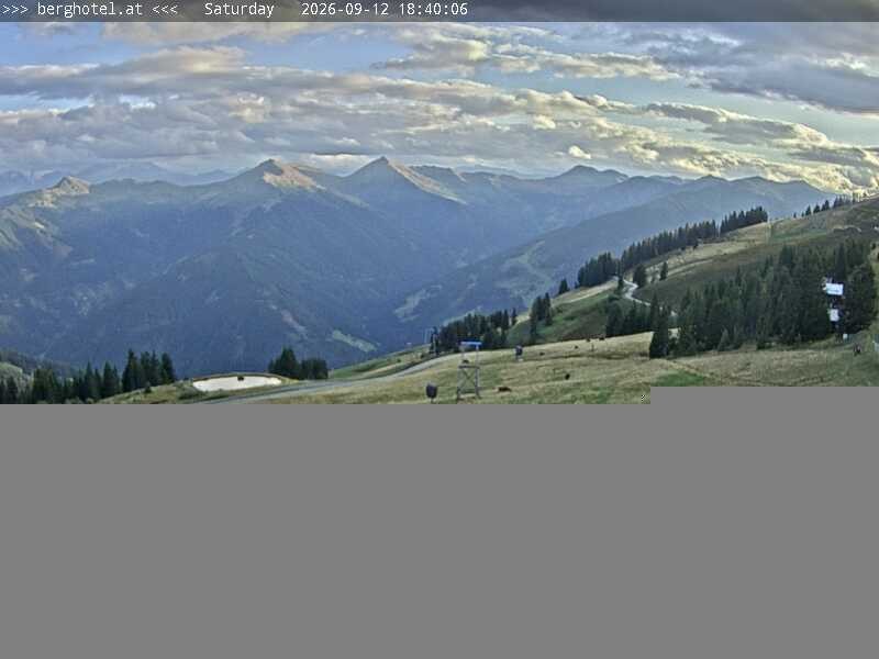 Archiv Foto Webcam Saalbach Hinterglemm - Berghotel Seidl-Alm