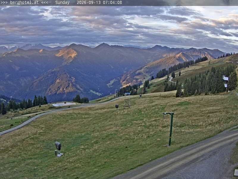 Archived image Webcam Saalbach - View from Seidl Alm