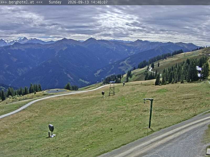 Archived image Webcam Saalbach - View from Seidl Alm