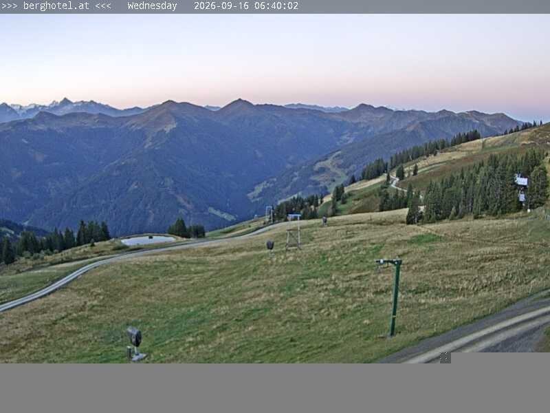 Archived image Webcam Saalbach - View from Seidl Alm