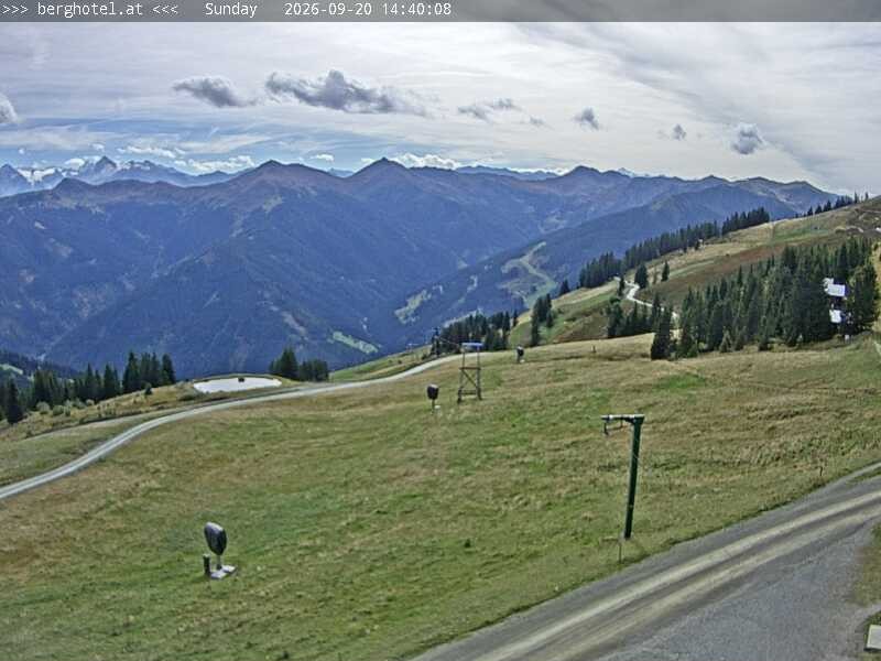 Archiv Foto Webcam Saalbach Hinterglemm - Berghotel Seidl-Alm