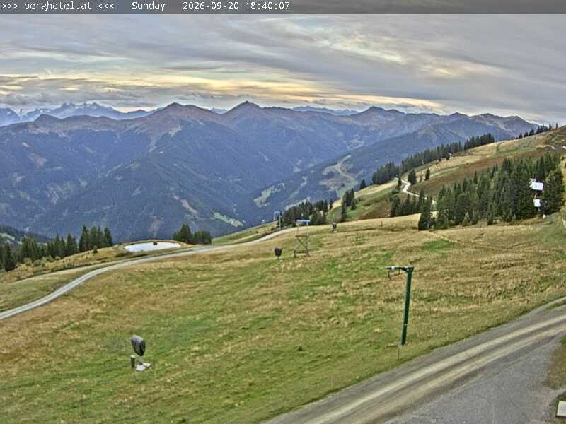 Archiv Foto Webcam Saalbach Hinterglemm - Berghotel Seidl-Alm
