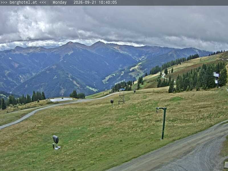 Archiv Foto Webcam Saalbach Hinterglemm - Berghotel Seidl-Alm