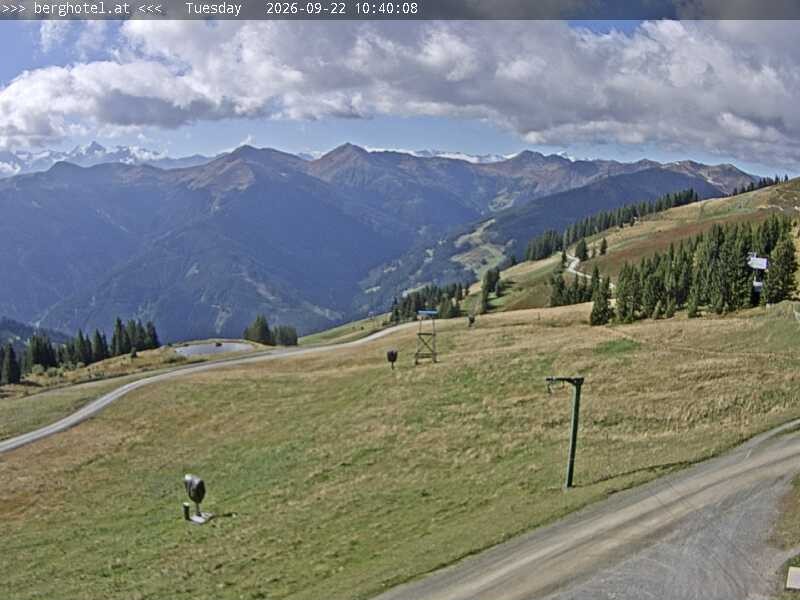 Archived image Webcam Saalbach - View from Seidl Alm