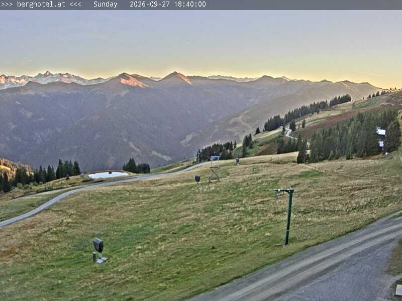 Archiv Foto Webcam Saalbach Hinterglemm - Berghotel Seidl-Alm