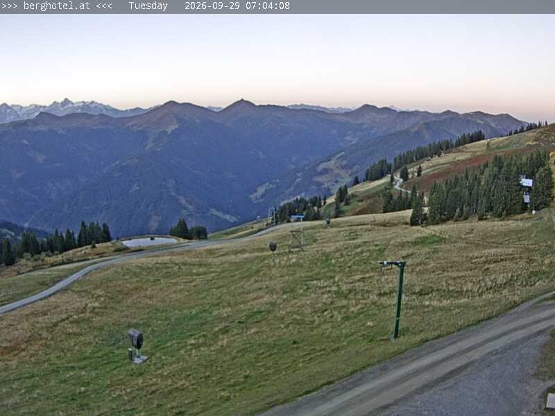 Archiv Foto Webcam Saalbach Hinterglemm - Berghotel Seidl-Alm