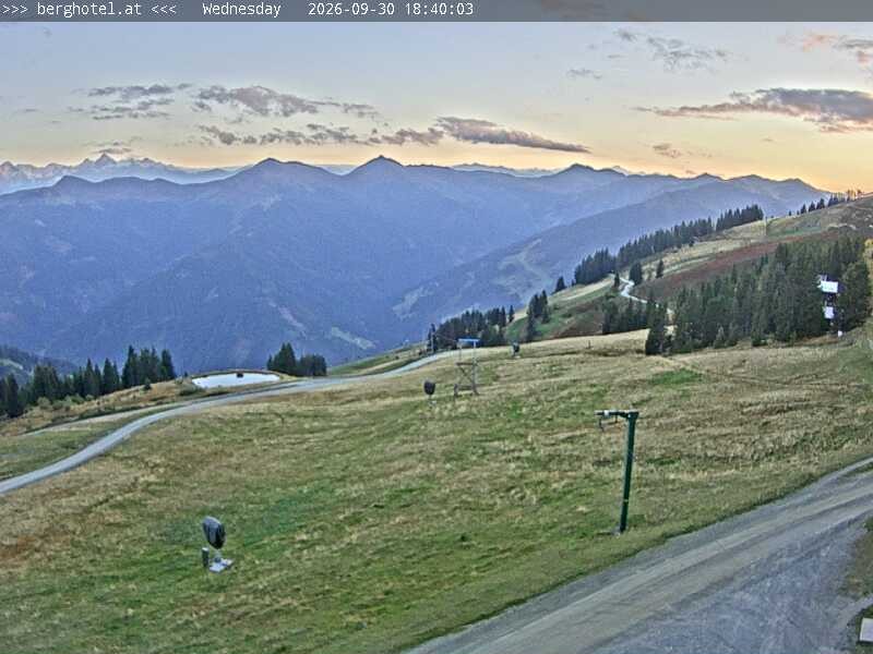 Archiv Foto Webcam Saalbach Hinterglemm - Berghotel Seidl-Alm