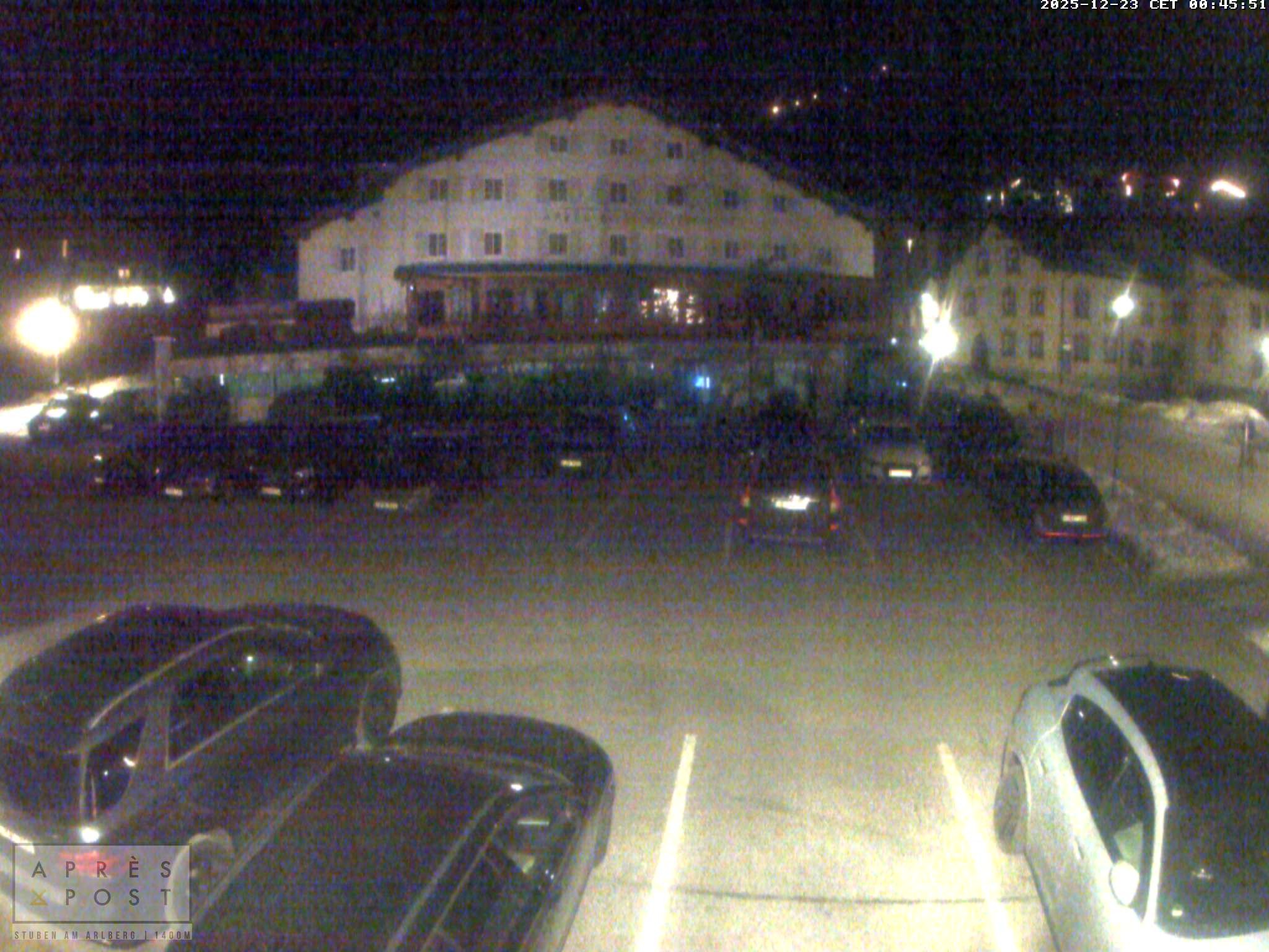 Archiv Foto Webcam Stuben am Arlberg - Blick auf das Après Post Hotel