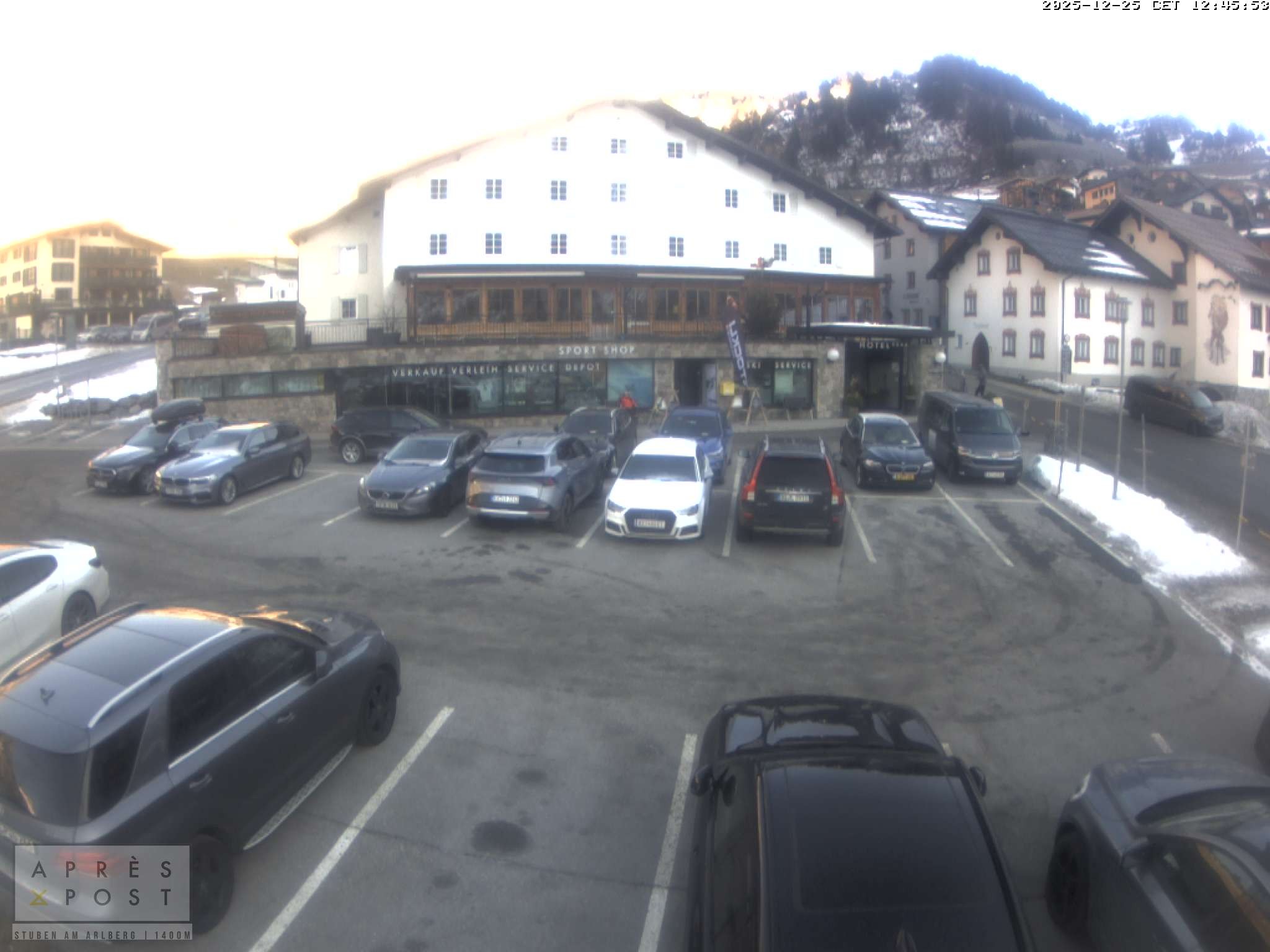 Archiv Foto Webcam Stuben am Arlberg - Blick auf das Après Post Hotel