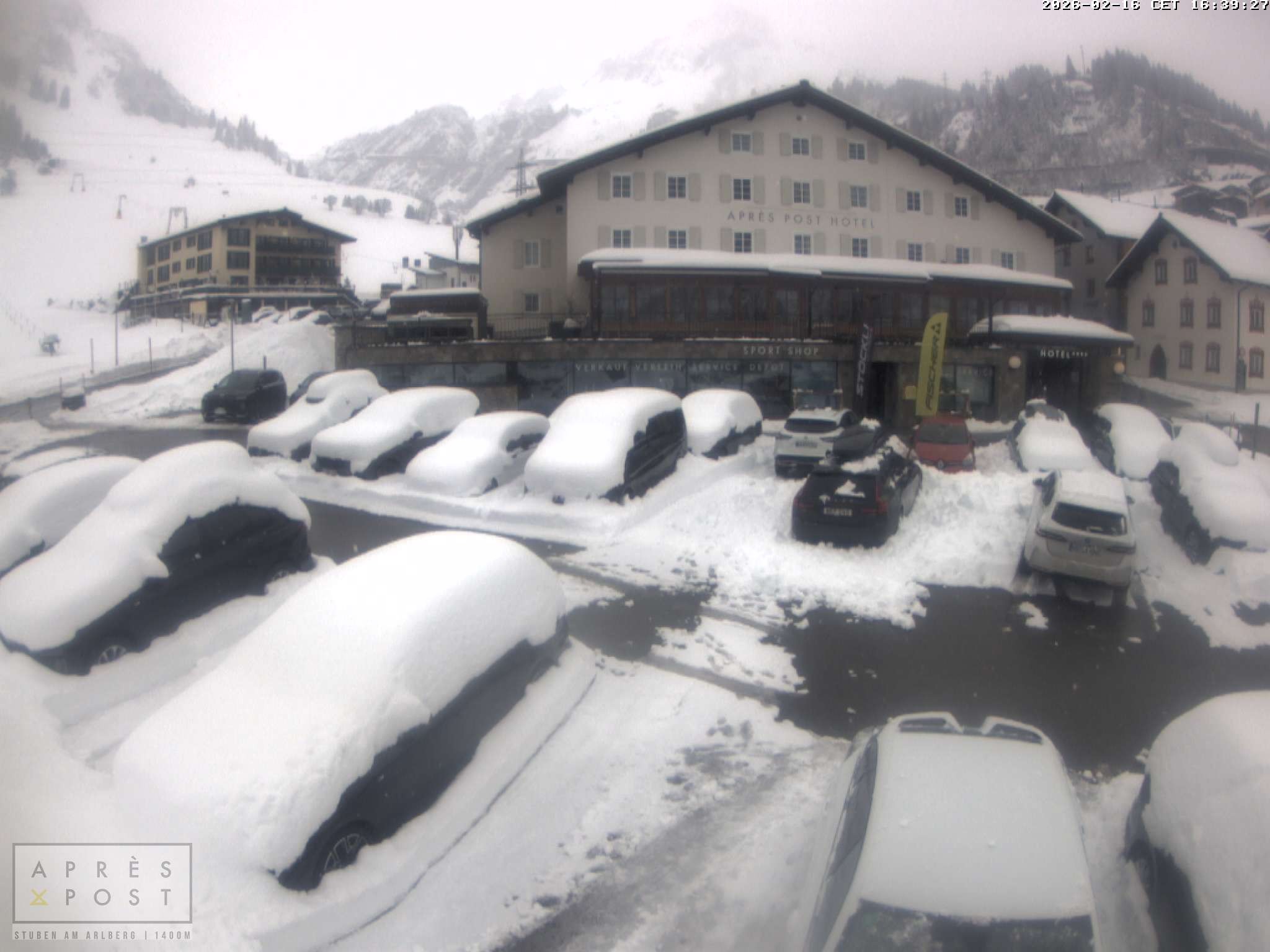 Archiv Foto Webcam Stuben am Arlberg - Blick auf das Après Post Hotel