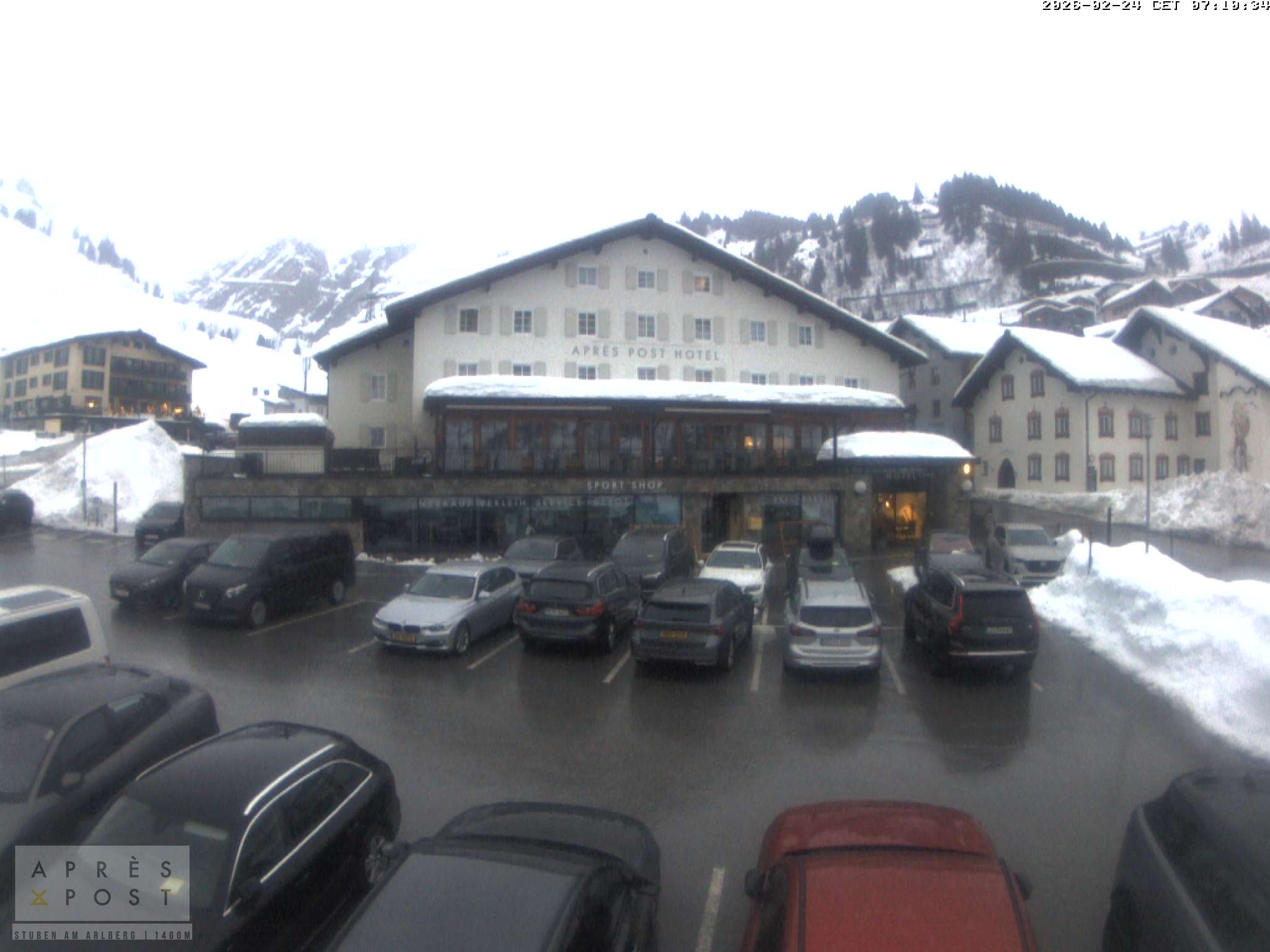 Archiv Foto Webcam Stuben am Arlberg - Blick auf das Après Post Hotel
