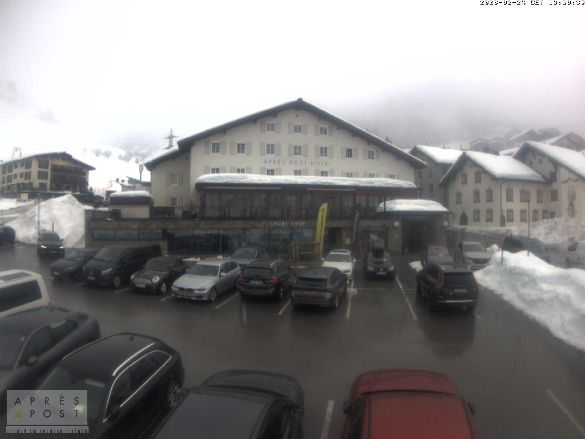 Archiv Foto Webcam Stuben am Arlberg - Blick auf das Après Post Hotel