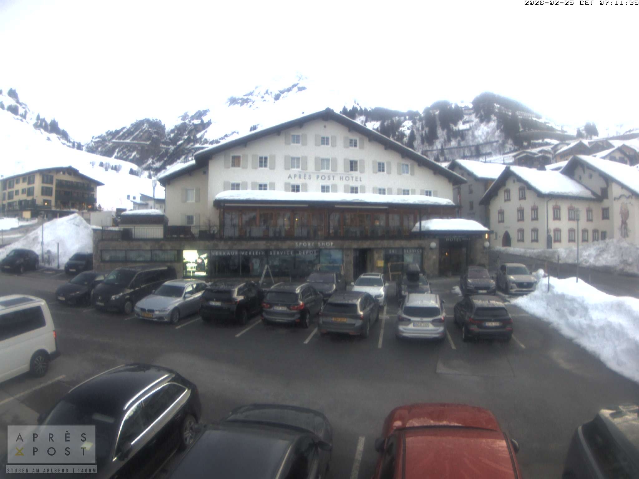 Archiv Foto Webcam Stuben am Arlberg - Blick auf das Après Post Hotel