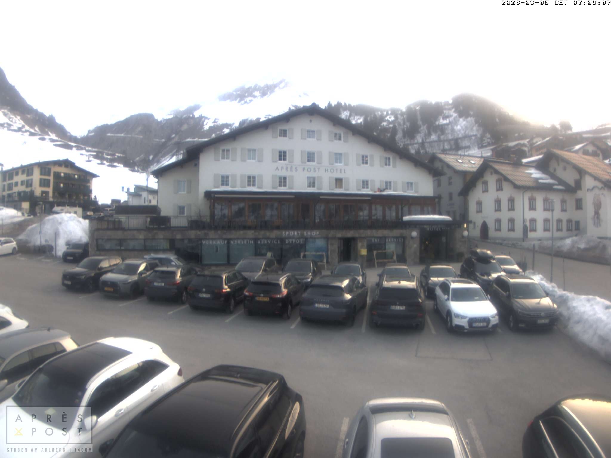 Archiv Foto Webcam Stuben am Arlberg - Blick auf das Après Post Hotel