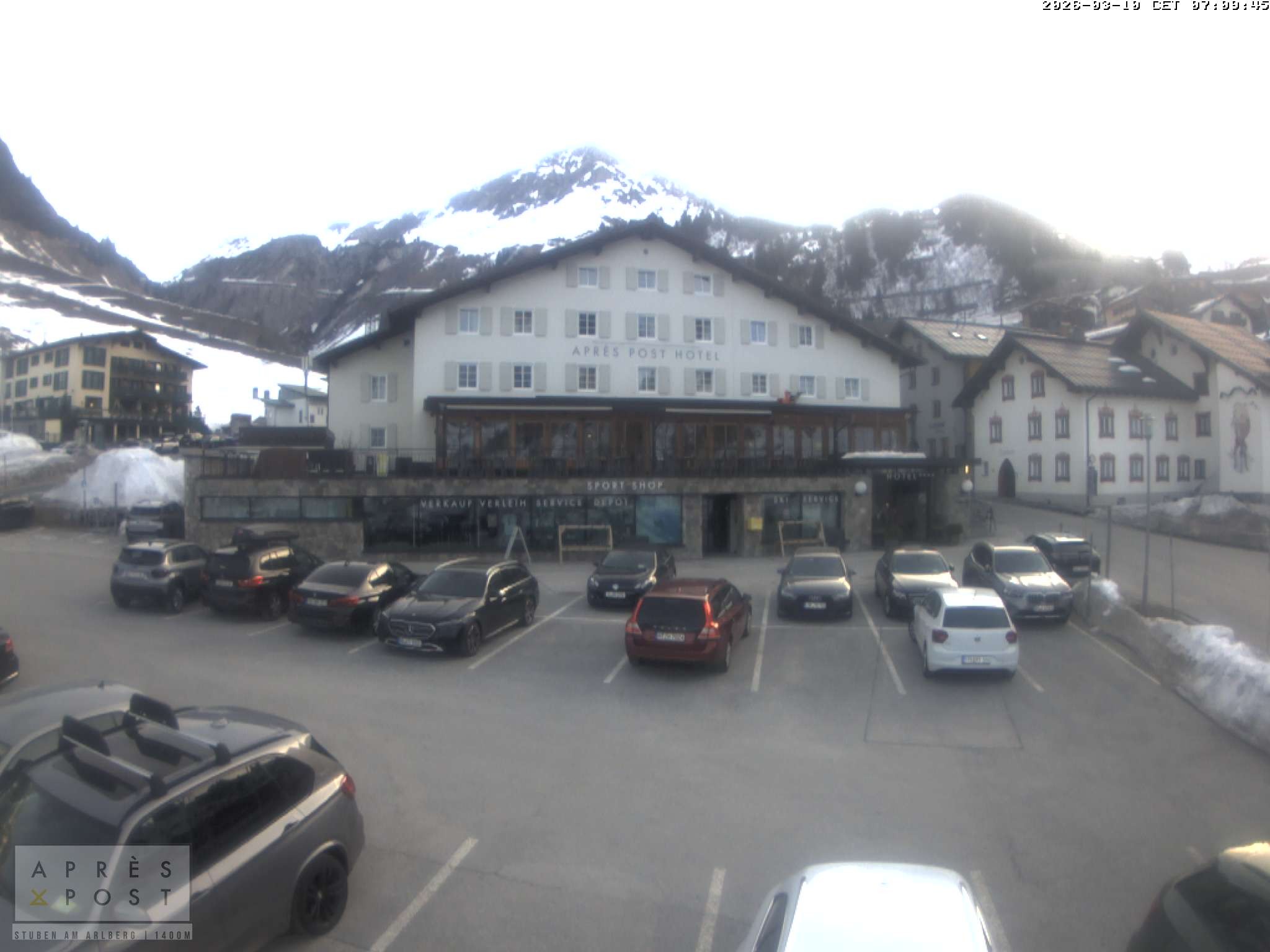 Archiv Foto Webcam Stuben am Arlberg - Blick auf das Après Post Hotel