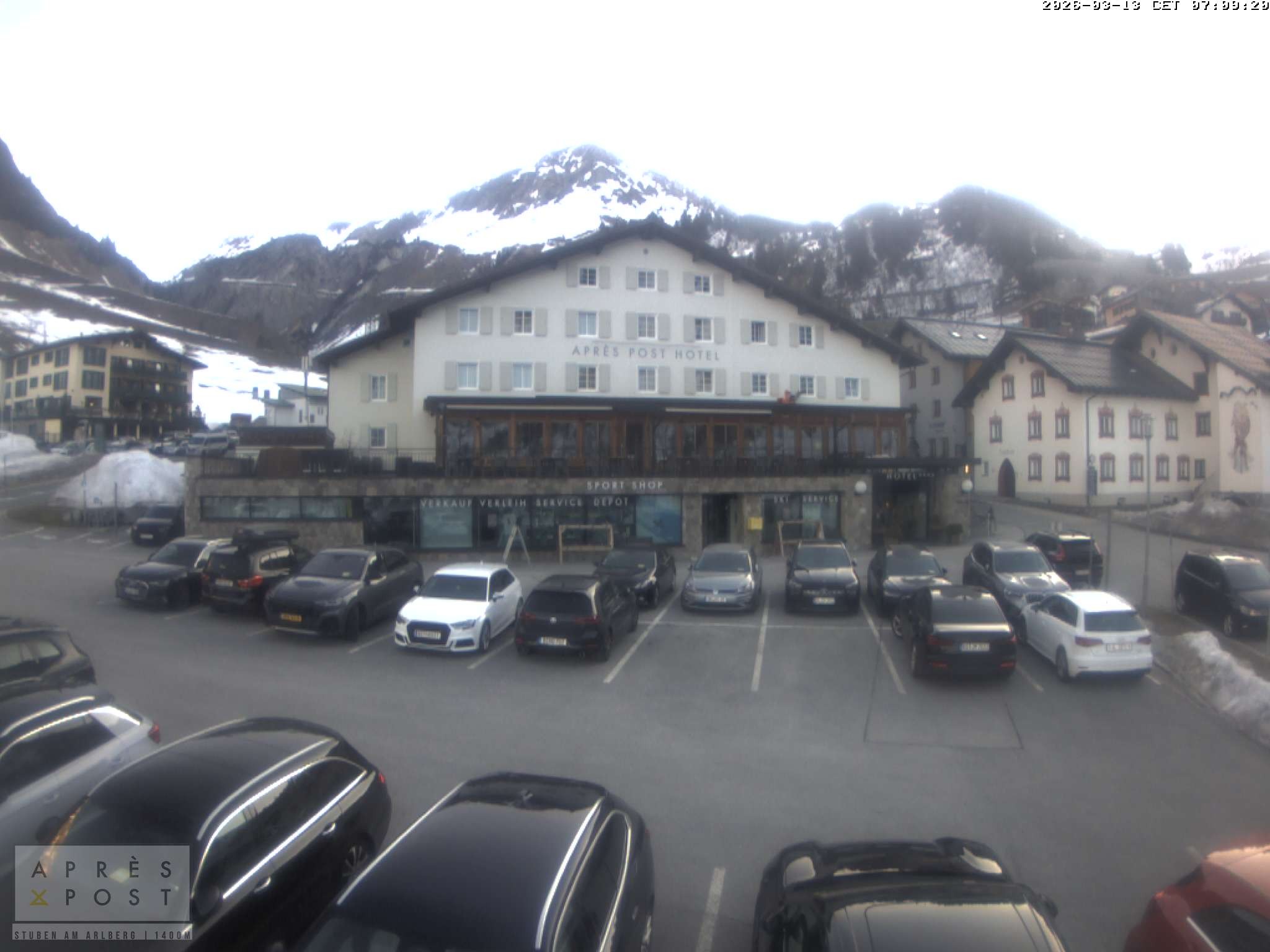 Archiv Foto Webcam Stuben am Arlberg - Blick auf das Après Post Hotel