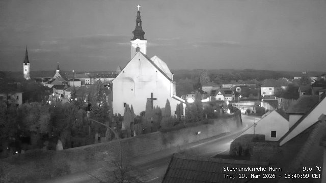 Archiv Foto Webcam Stephanskirche in Horn - Niederösterreich