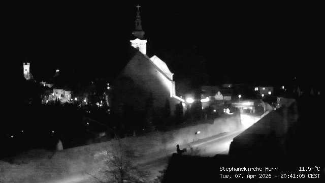 Archiv Foto Webcam Stephanskirche in Horn - Niederösterreich