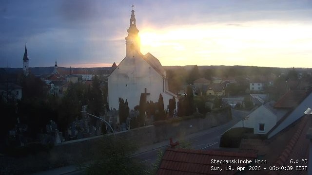 Archiv Foto Webcam Stephanskirche in Horn - Niederösterreich