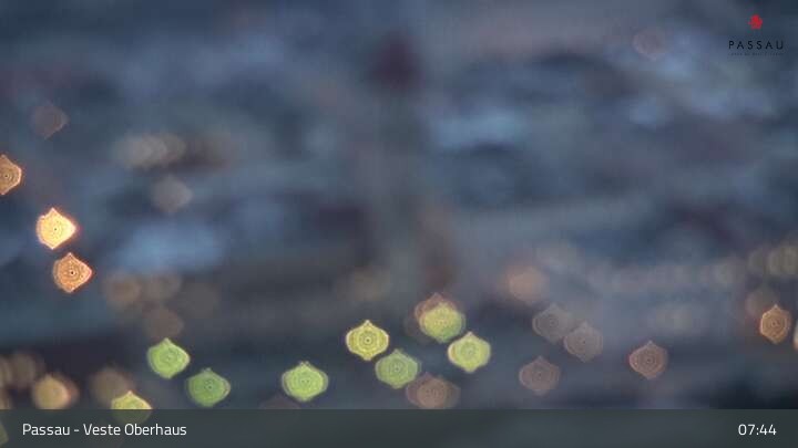 Archiv Foto Webcam Passau: Blick von der Veste Oberhaus auf Donau und Altstadt