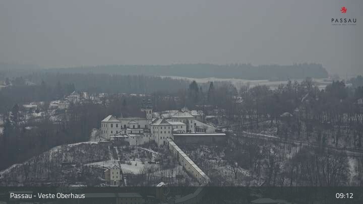 Archiv Foto Webcam Passau: Blick von der Veste Oberhaus auf Donau und Altstadt
