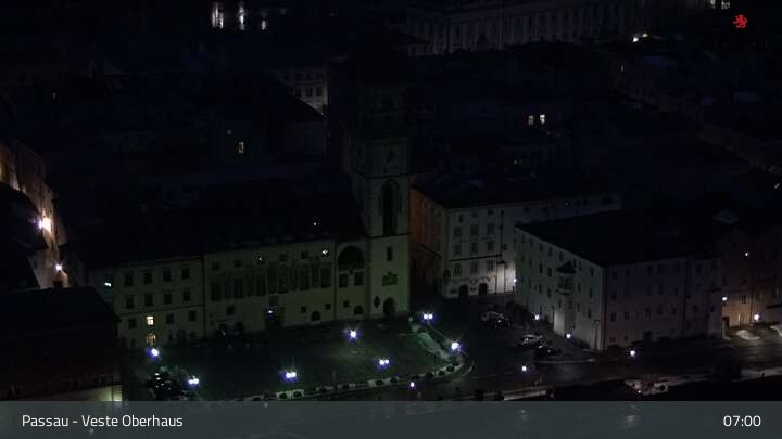 Archiv Foto Webcam Passau: Blick von der Veste Oberhaus auf Donau und Altstadt