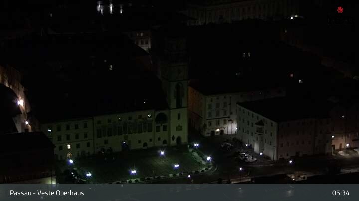 Archiv Foto Webcam Passau: Blick von der Veste Oberhaus auf Donau und Altstadt