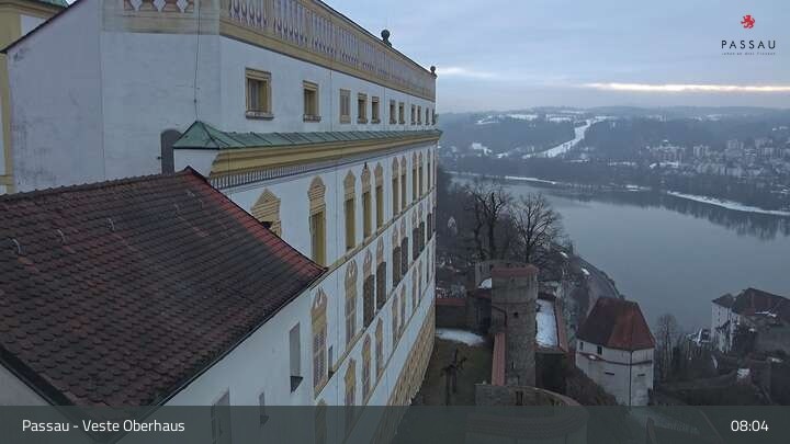 Archiv Foto Webcam Passau: Blick von der Veste Oberhaus auf Donau und Altstadt