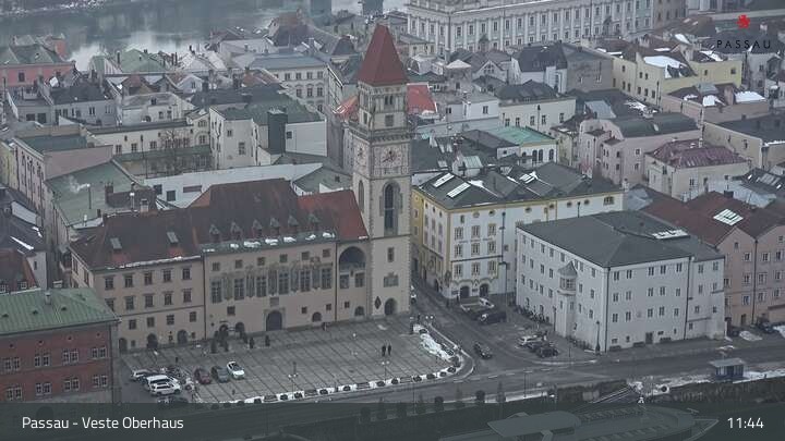 Archiv Foto Webcam Passau: Blick von der Veste Oberhaus auf Donau und Altstadt