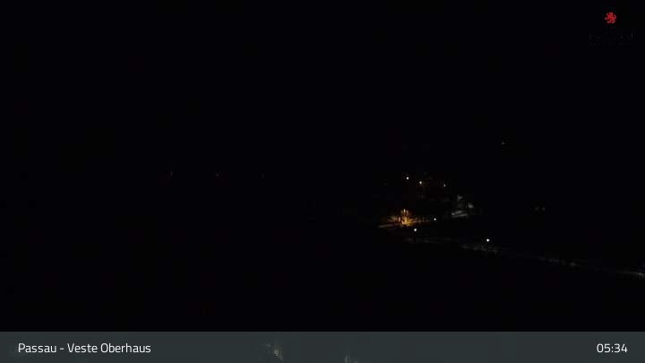 Archiv Foto Webcam Passau: Blick von der Veste Oberhaus auf Donau und Altstadt